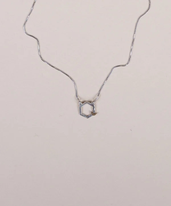 Collana benzene