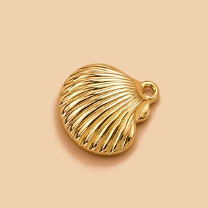 Ciondolo conchiglia scallop liscio oro